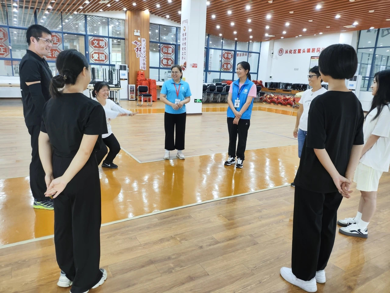 志愿者团建活动2.jpg